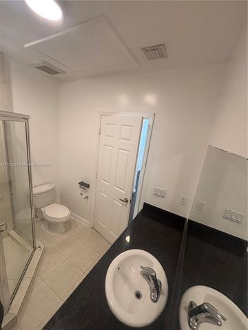 820 NW 2nd Ave 1, Fort Lauderdale, FL 33311