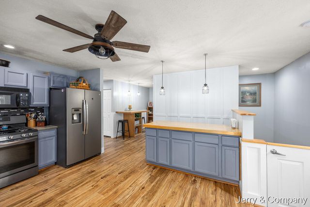 29535 22nd Avenue, Gobles, MI 49055