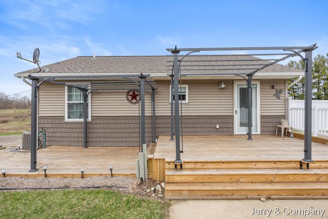 29535 22nd Avenue, Gobles, MI 49055