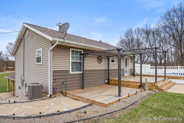 29535 22nd Avenue, Gobles, MI 49055