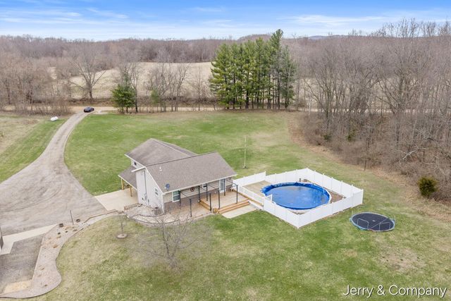 29535 22nd Avenue, Gobles, MI 49055