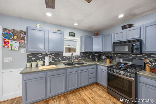 29535 22nd Avenue, Gobles, MI 49055