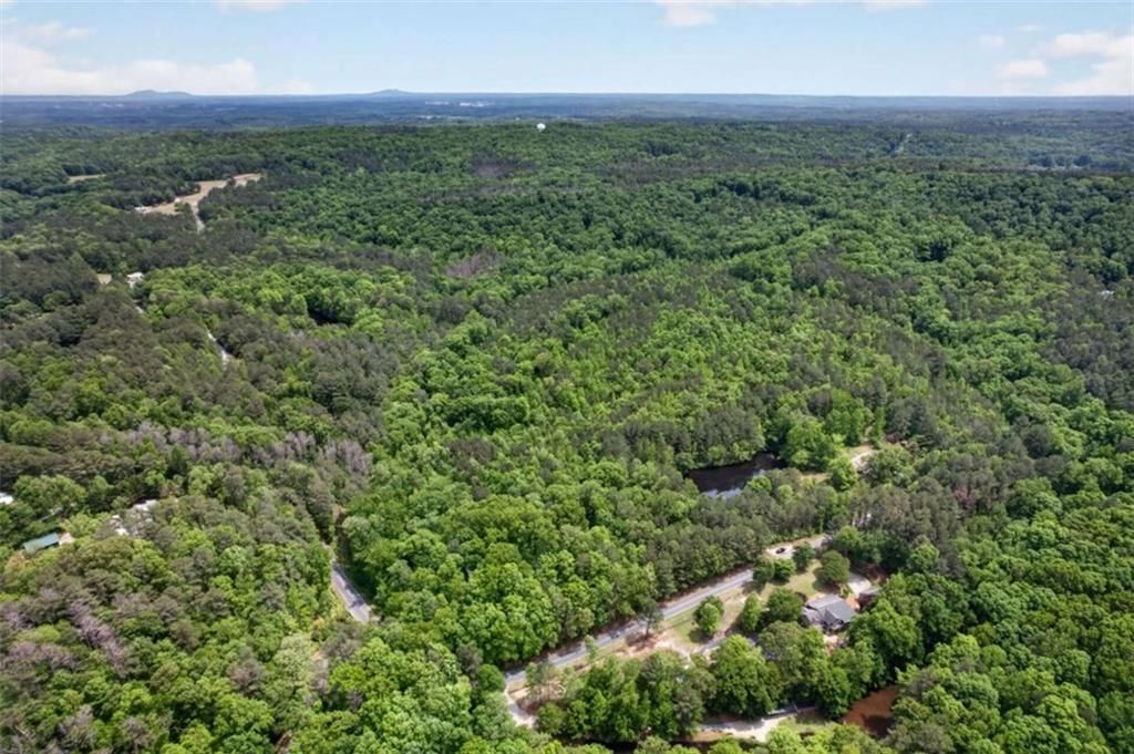 Image 2 of property listing at 665 Tibbitts Road, Dallas, GA 30132