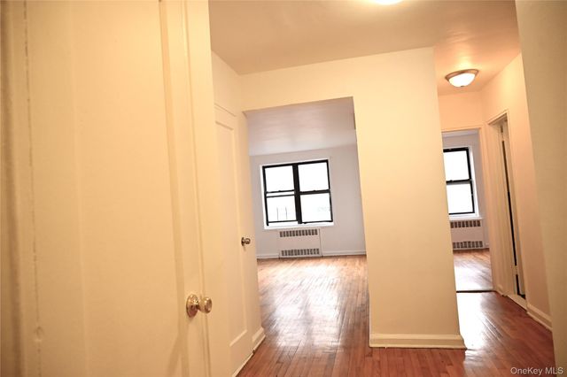 34-20 78TH 4J, Jackson Heights, NY 11372