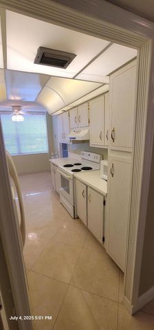 1300 Saint Charles Place L19, Pembroke Pines, FL 33026