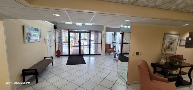 1300 Saint Charles Place L19, Pembroke Pines, FL 33026