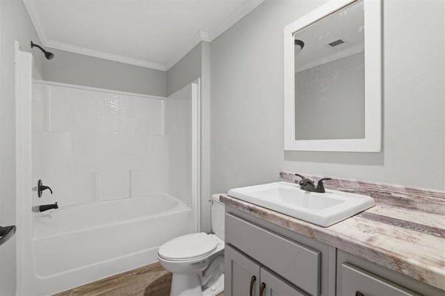 122 NE Bluebird Lane, Mcalester, OK 74501