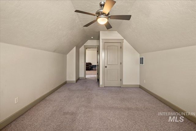 1063 Hitchcock St, Meridian, ID 83646