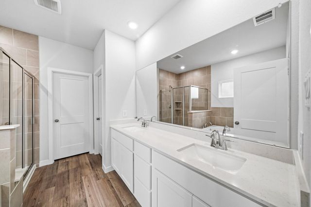 11426 Youngquist Drive, Mont Belvieu, TX 77535