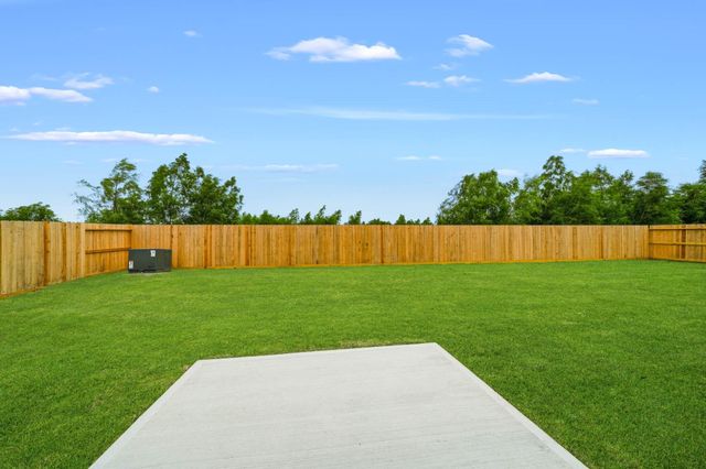 11426 Youngquist Drive, Mont Belvieu, TX 77535