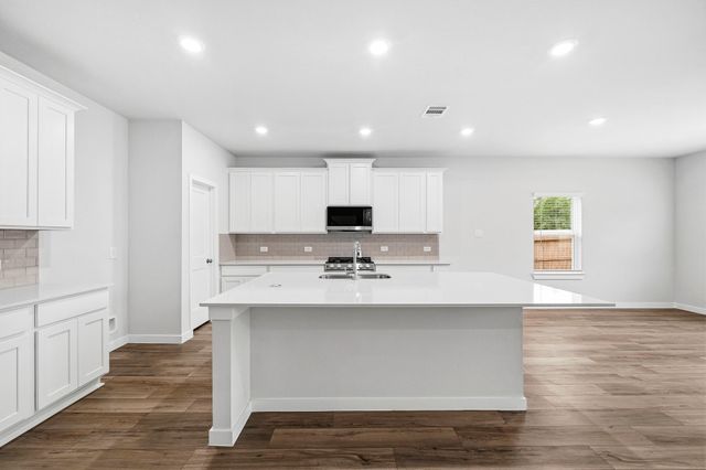 11426 Youngquist Drive, Mont Belvieu, TX 77535