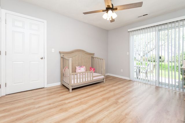 17 Mary Dyer Ln 17, Easton, MA 02356