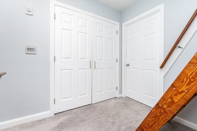 17 Mary Dyer Ln 17, Easton, MA 02356
