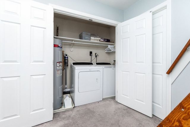 17 Mary Dyer Ln 17, Easton, MA 02356
