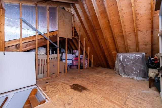17 Mary Dyer Ln 17, Easton, MA 02356