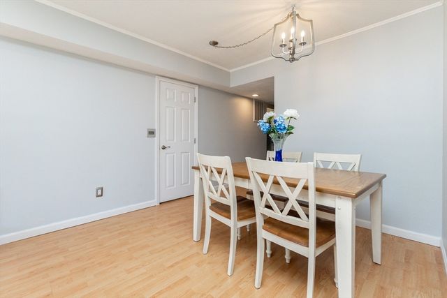 17 Mary Dyer Ln 17, Easton, MA 02356