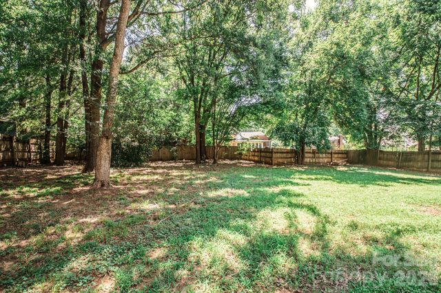 4456 Alexander Hill Court, Harrisburg, NC 28075