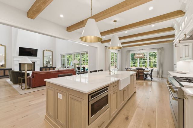 4712 Hazelwood Cir, Nashville, TN 37220