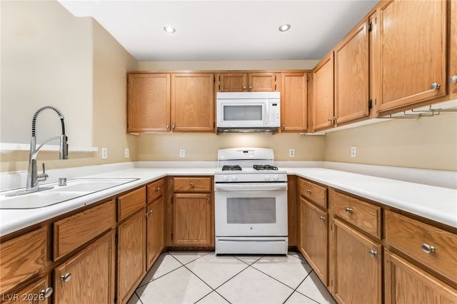 350 Durango Drive 233, Las Vegas, NV 89145