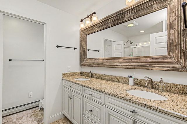 43 Iris Lane, South Burlington, VT 05403