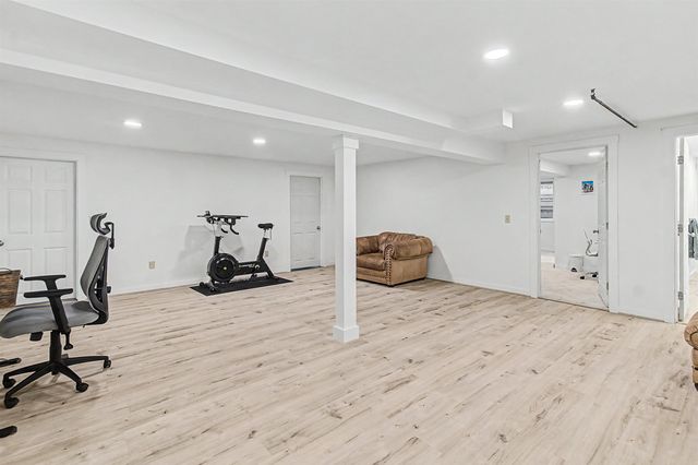 43 Iris Lane, South Burlington, VT 05403