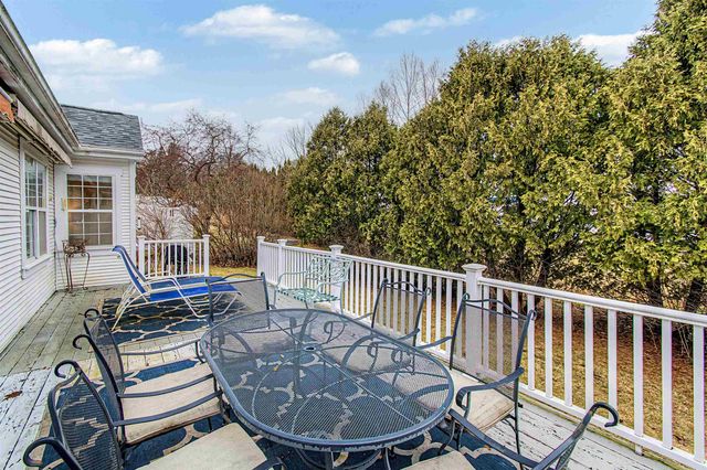 43 Iris Lane, South Burlington, VT 05403