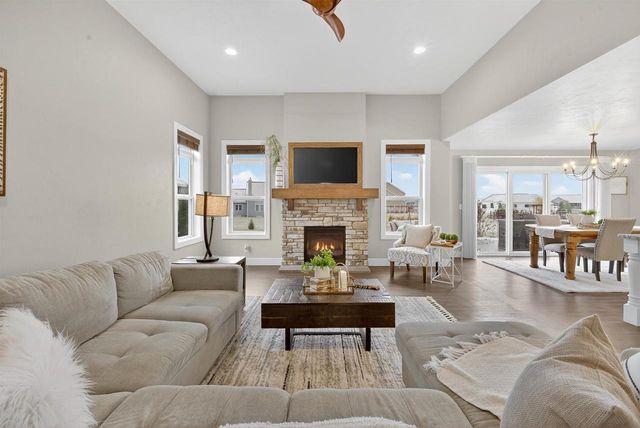 W6860 DESIGN DRIVE, Greenville, WI 54942