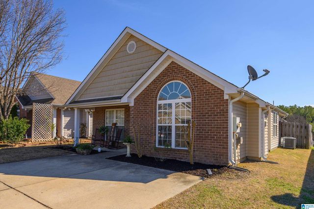 2162 VILLAGE LANE, Calera, AL 35040