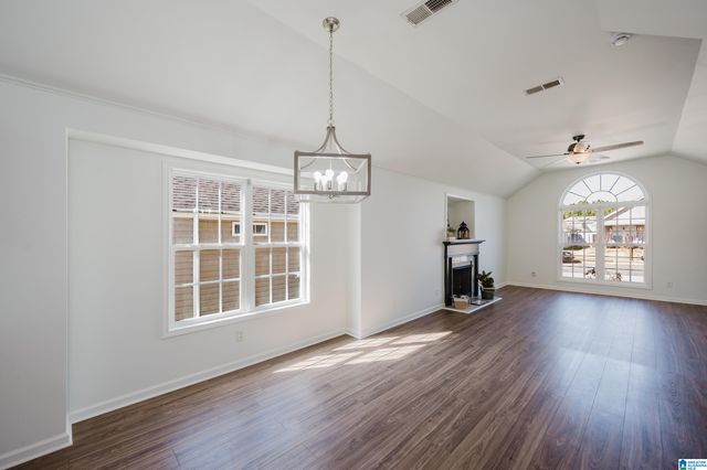 2162 VILLAGE LANE, Calera, AL 35040