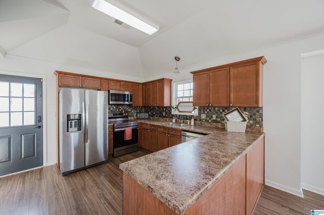 2162 VILLAGE LANE, Calera, AL 35040