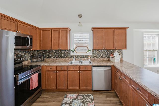 2162 VILLAGE LANE, Calera, AL 35040