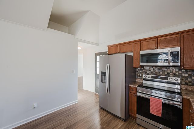 2162 VILLAGE LANE, Calera, AL 35040