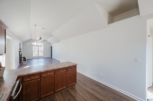 2162 VILLAGE LANE, Calera, AL 35040