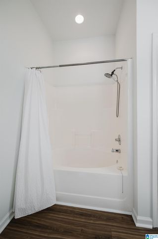 2162 VILLAGE LANE, Calera, AL 35040