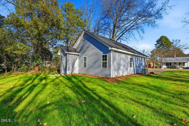 204 S Pender Street, Elm City, NC 27822