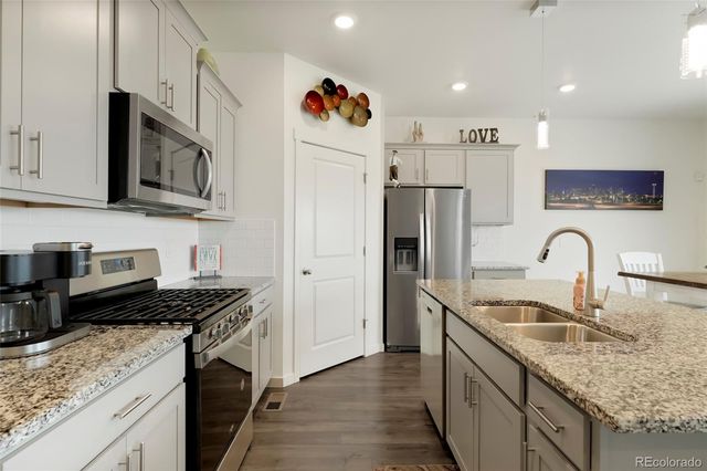4155 Limestone Avenue, Longmont, CO 80504