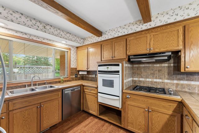 3500 Belden Drive NE, Saint Anthony, MN 55418