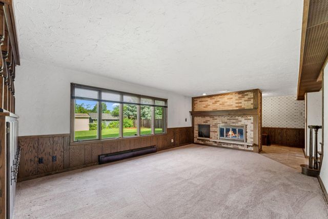 3500 Belden Drive NE, Saint Anthony, MN 55418