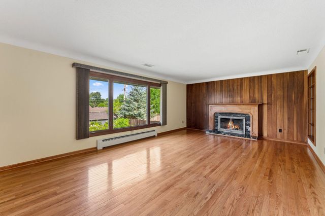3500 Belden Drive NE, Saint Anthony, MN 55418