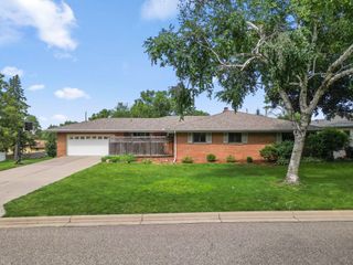 3500 Belden Drive NE, Saint Anthony, MN 55418