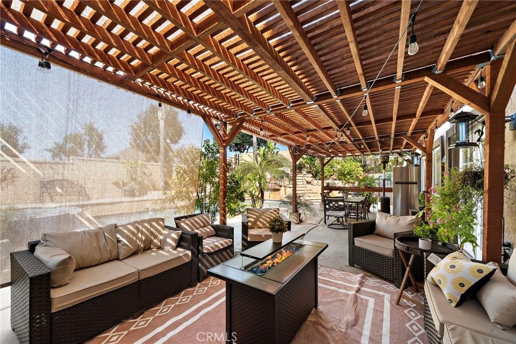 Image 4 of property listing at 13140 Derby, Chino, CA 91710