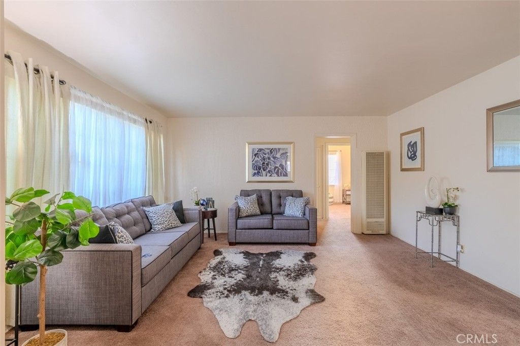 Image 6 of property listing at 7859 Sycamore Avenue, Riverside, CA 92504