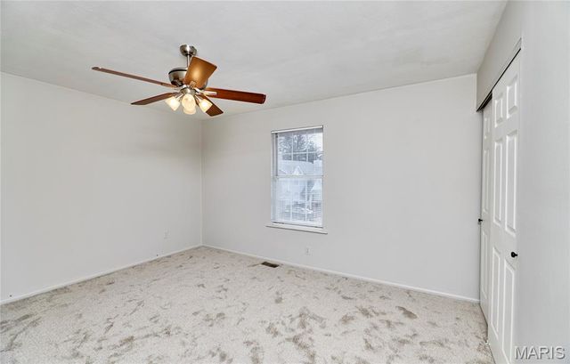 340-342 Della Drive, St Peters, MO 63376