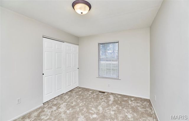 340-342 Della Drive, St Peters, MO 63376