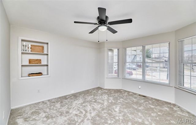 340-342 Della Drive, St Peters, MO 63376