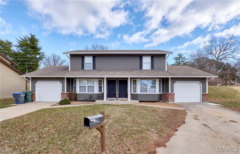 340-342 Della Drive, St Peters, MO 63376