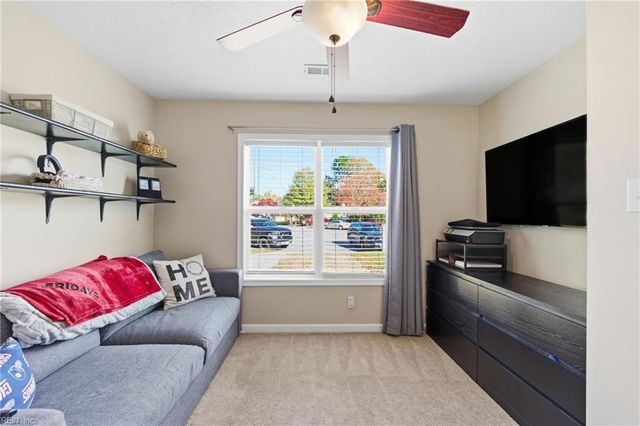 1017 Scarlet Oak CT S, Chesapeake, VA 23320