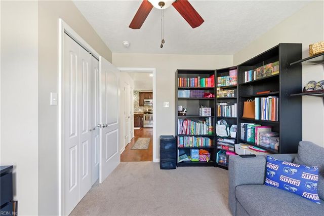 1017 Scarlet Oak CT S, Chesapeake, VA 23320