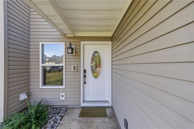 1017 Scarlet Oak CT S, Chesapeake, VA 23320