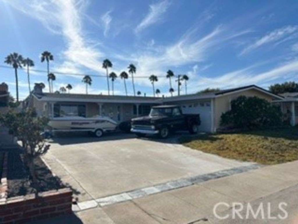 18301 Pammy, Huntington Beach, CA 92648 — exterior